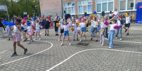 Powiększ grafikę: festyn-rodzinny-695002.jpg
