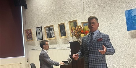 Powiększ grafikę: koncert-655126.jpg