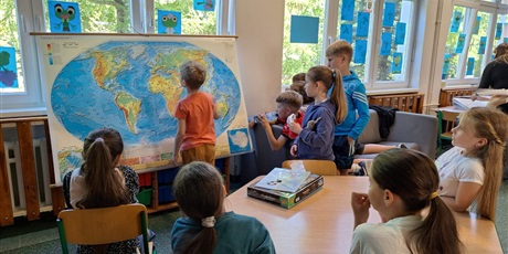 Powiększ grafikę: w-swietlicy-700753.jpg