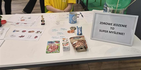 Powiększ grafikę: wolontariusze-682969.jpg