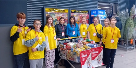 Wolontariusze działąją...