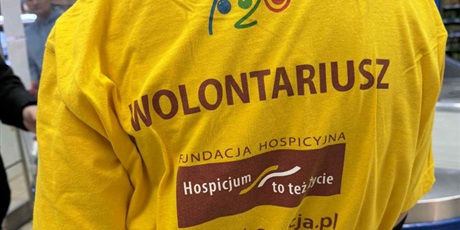 Powiększ grafikę: wolontariusze-nie-spia-664898.jpg