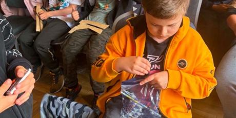 Powiększ grafikę: wycieczka-klas-3-701648.jpg