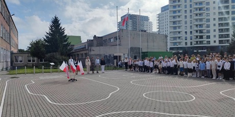Powiększ grafikę: zaczynamy-636358.jpg